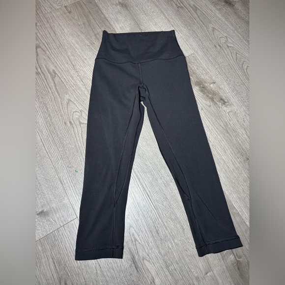 LULULEMON Black cropped leggings size 2 - Picture 2 of 5